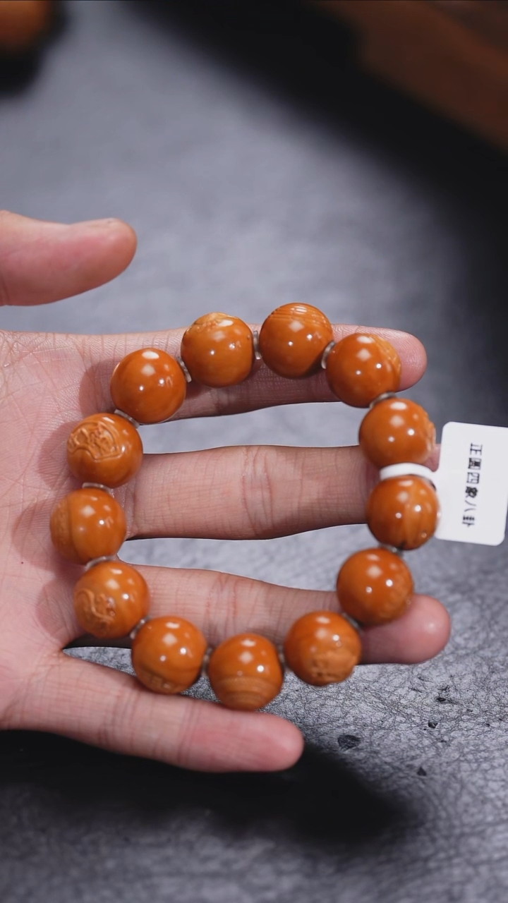 【闪购商品】橄榄核吊坠更厉害