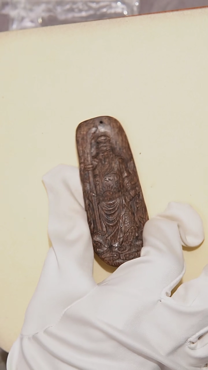 【闪购商品】沉香吊坠文莱沉香雕刻件吊坠