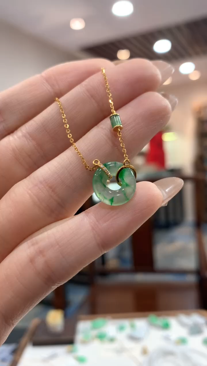 【闪购商品】翡翠手链18K金镶嵌手链