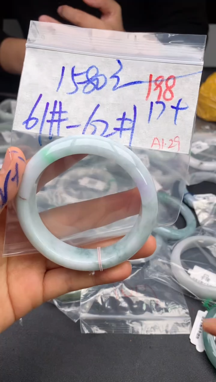 【闪购商品】定制翡翠未镶嵌毛货需精细抛光+多样性发货拍一发一