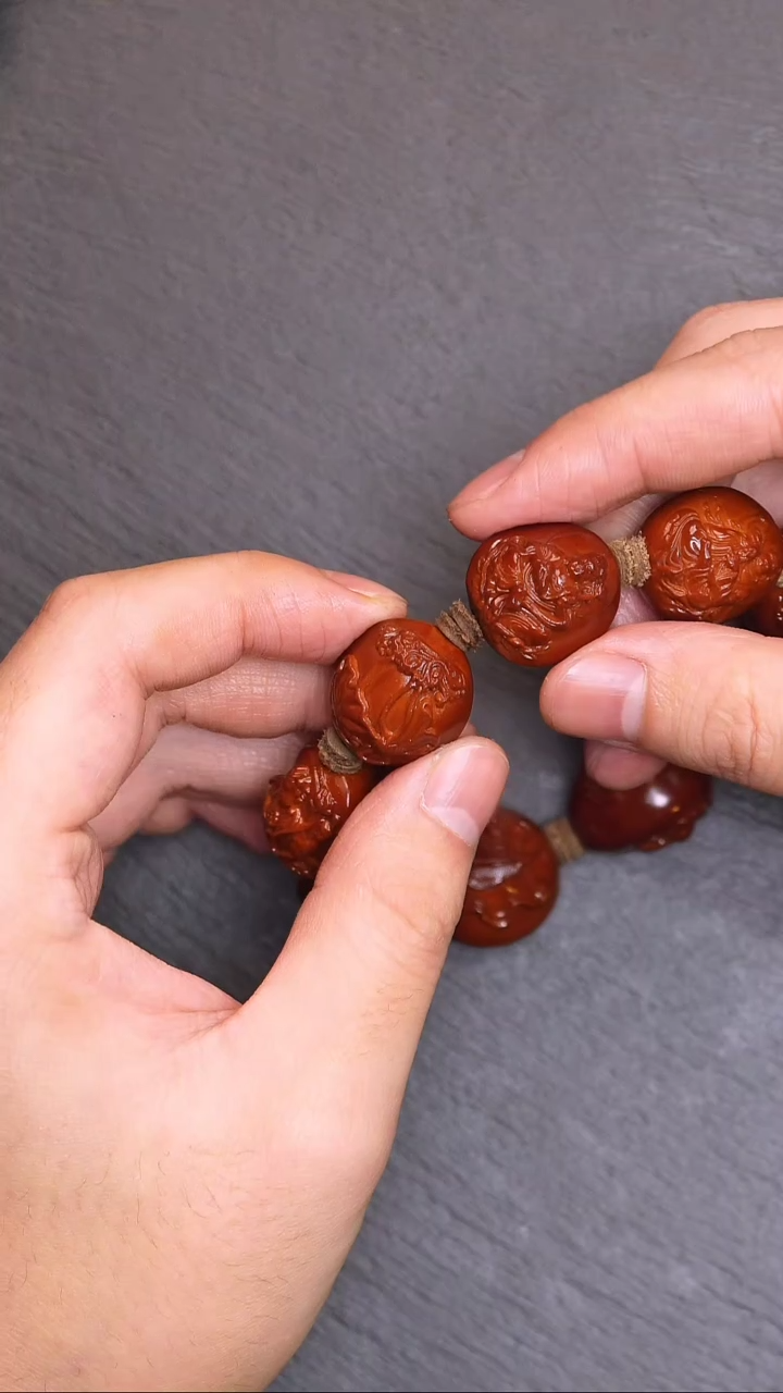 【闪购商品】橄榄核吊坠浮雕八大观音回血