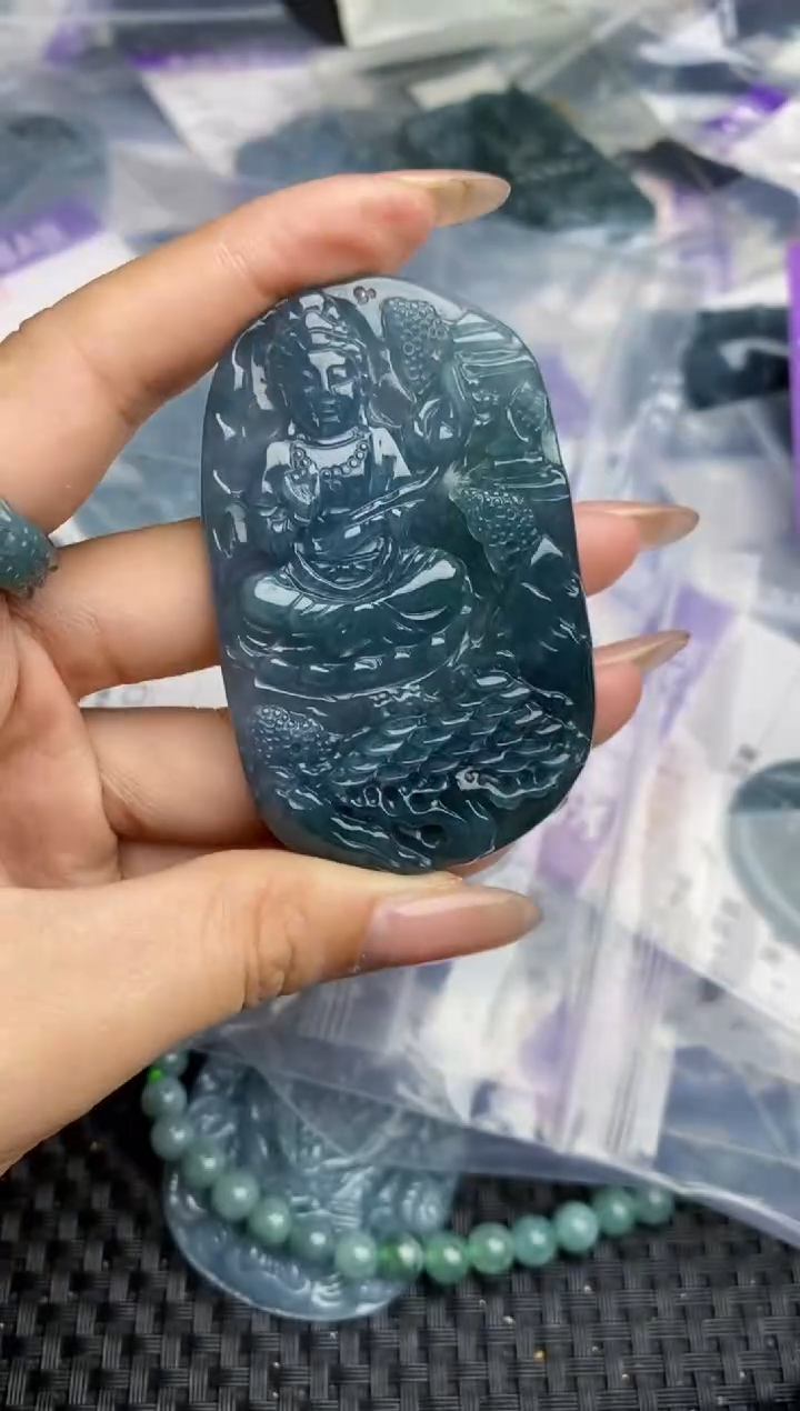 【闪购商品】翡翠颈饰未镶嵌11111111