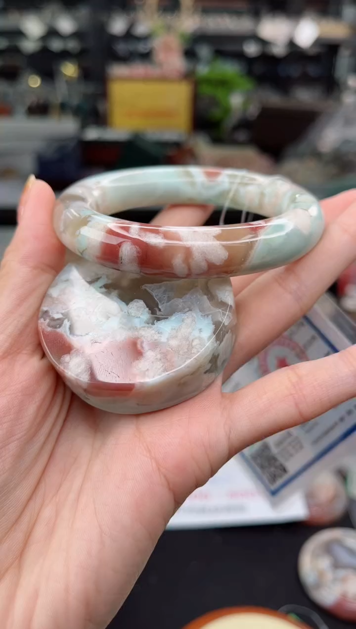 【闪购商品】石英质玉手镯未镶嵌56圈口（赠品镯心）5S8056