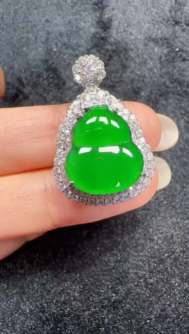 未镶嵌定制翡翠翡翠吊坠33