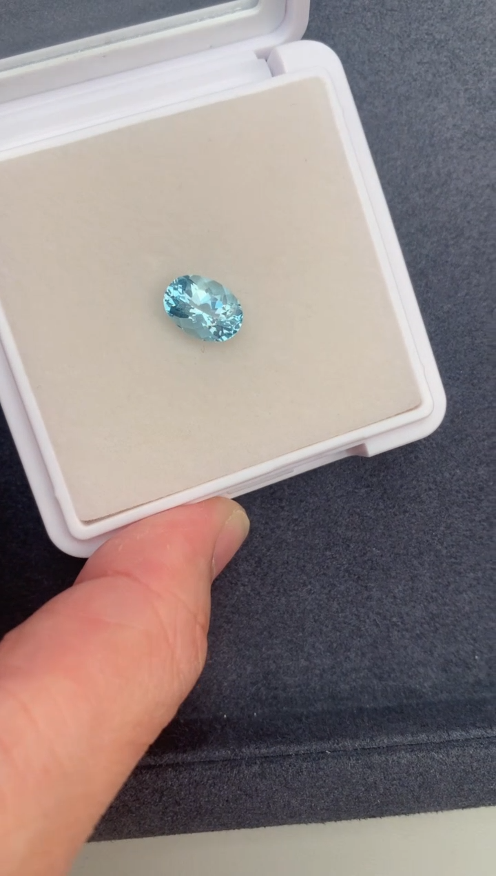 【闪购商品】海蓝宝石裸石未镶嵌2.3ct海蓝宝