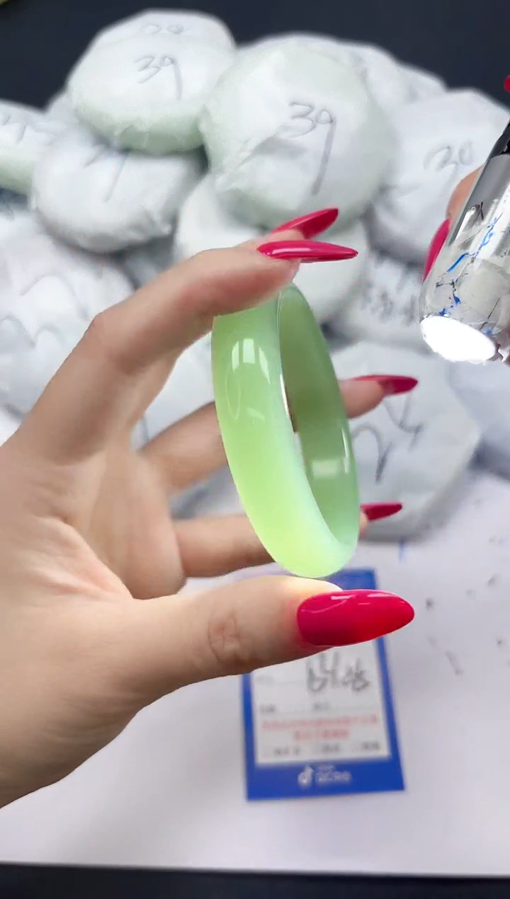 未镶嵌手镯石英质玉10/5455