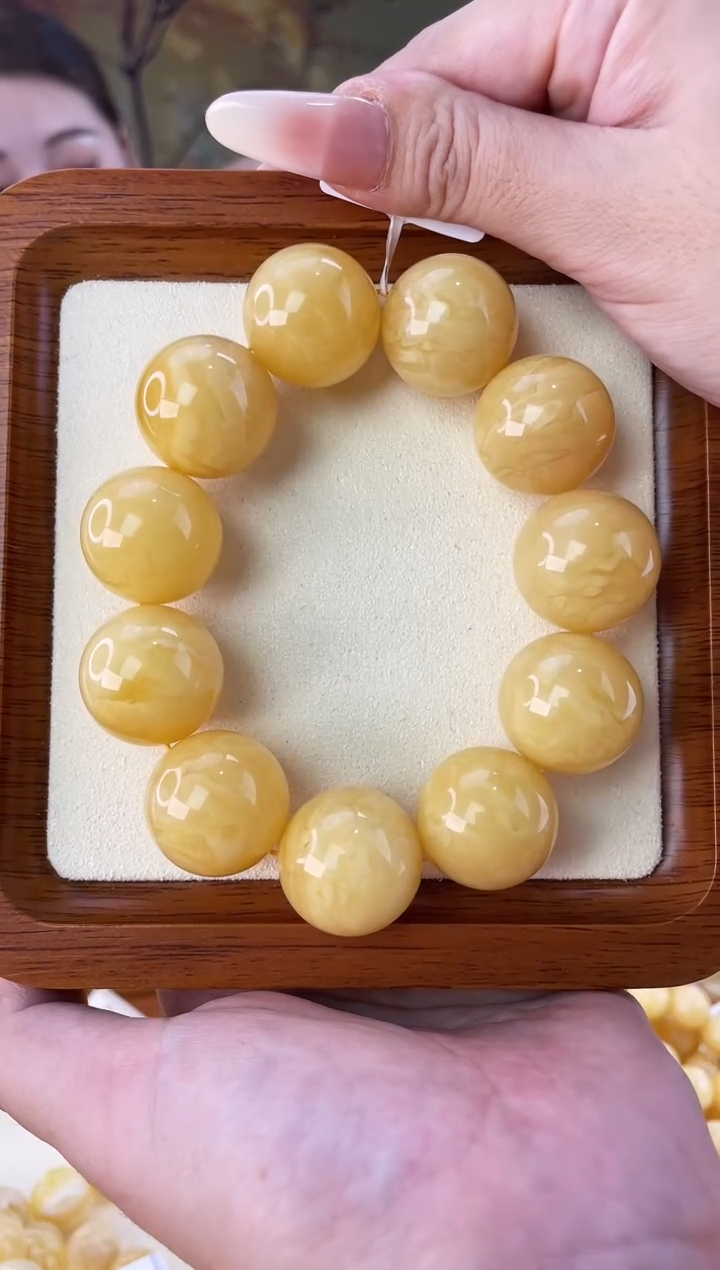 未镶嵌蜜蜡裸石手串