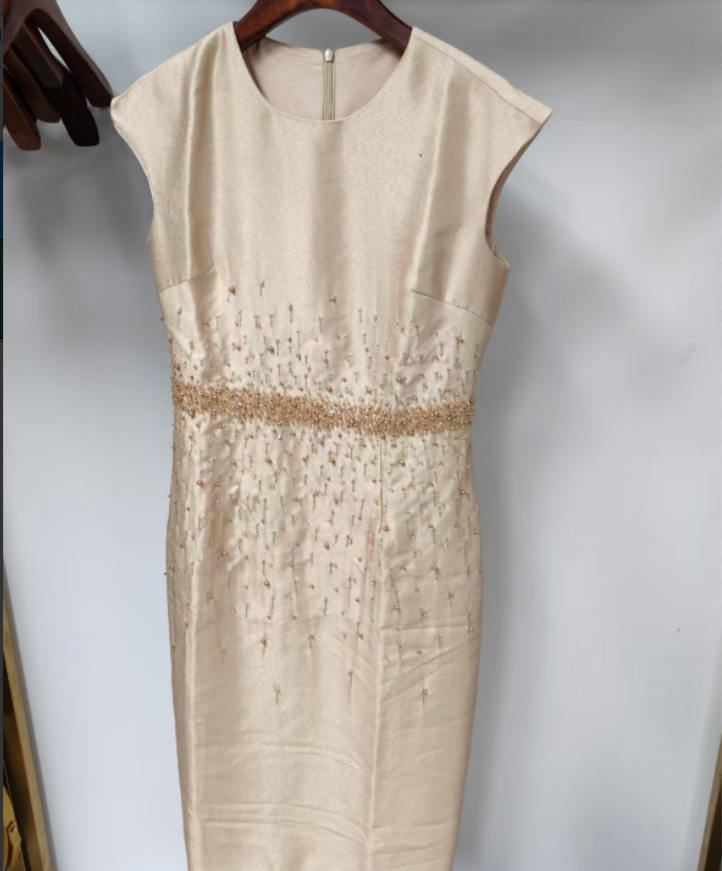 【品牌撤柜剪标】E 极简风常规秋季春季纯色连衣裙时尚E04 hta057