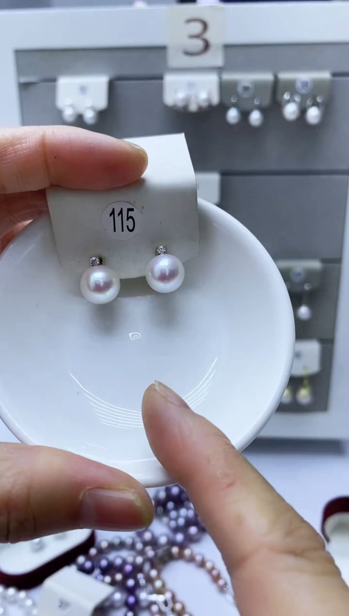 【闪购商品】淡水珍珠耳饰18K金镶嵌115