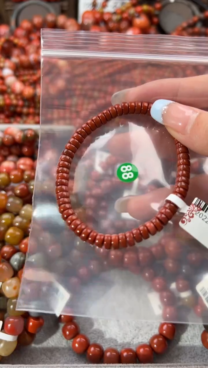 未镶嵌手串南红玛瑙6+