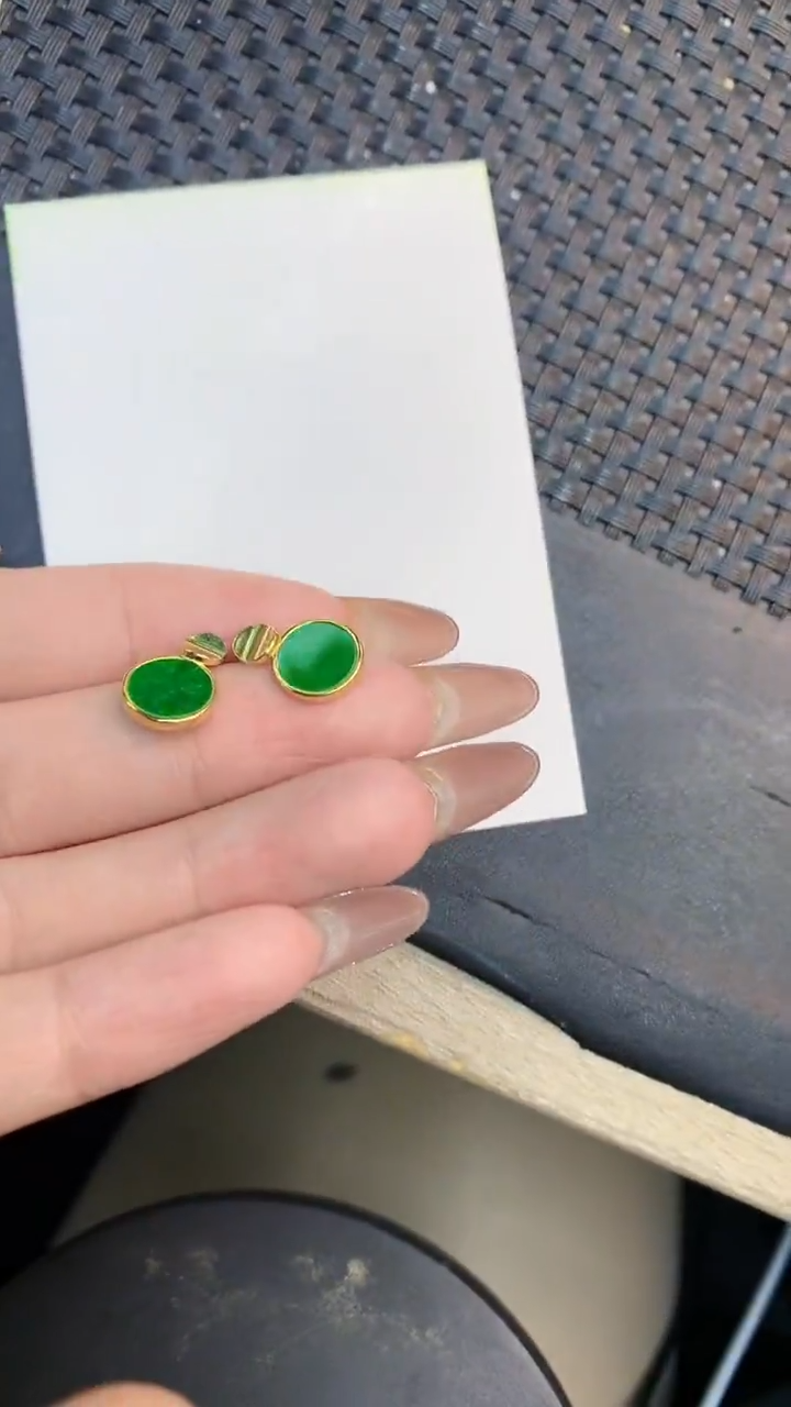 颈饰未镶嵌翡翠1