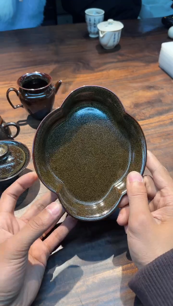 【闪购商品】霖松堂 茶叶末金花 海棠壶承