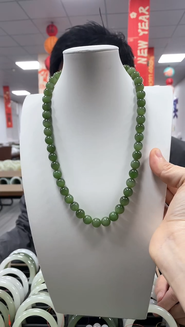 【闪购商品】和田玉颈饰未镶嵌高品碧玉猫美人链卡9-10项链一条