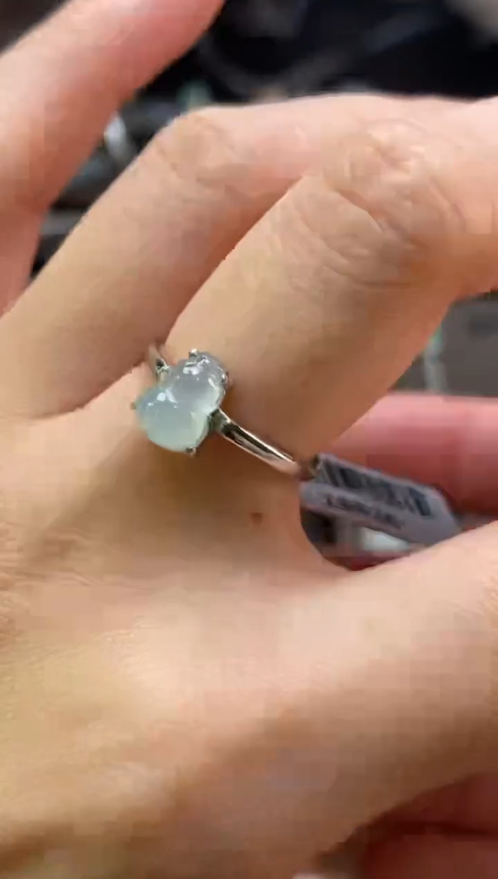 颈饰银S925镶嵌翡翠净货18826