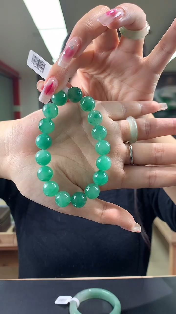 【闪购商品】石英质玉手链合金冰飘绿花