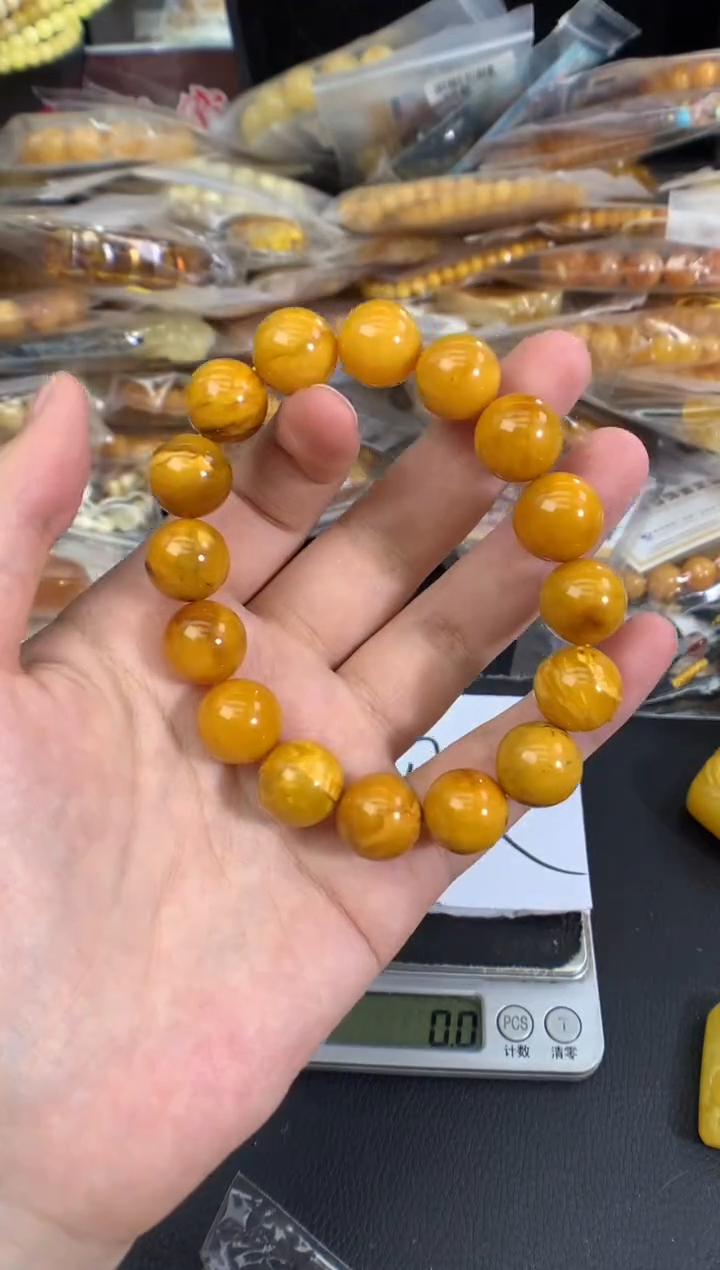 琥珀未镶嵌珠宝奇石1