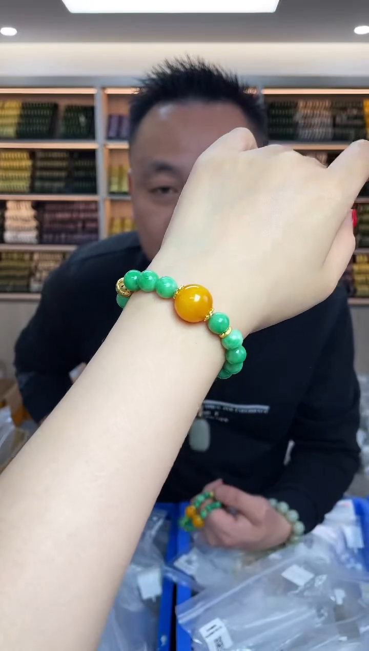 【闪购商品】翡翠手串未镶嵌多样性发一件