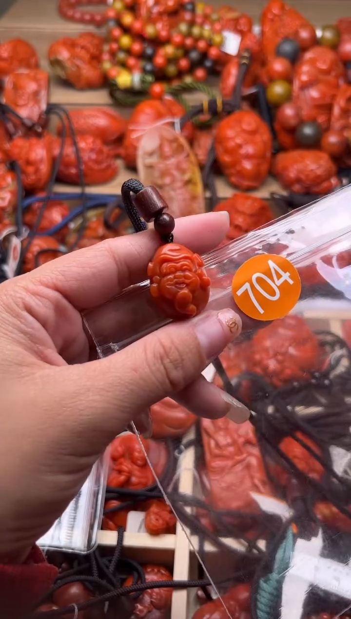 【闪购商品】南红玛瑙珠宝奇石合金704