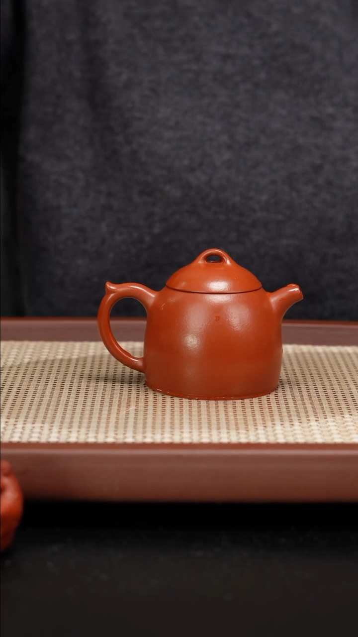 【闪购商品】紫砂茶壶赵庄朱泥秦权150cc