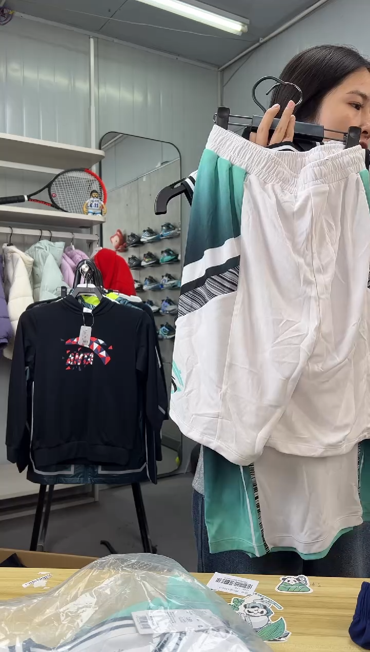 【闪购商品】安踏服装尺码：160