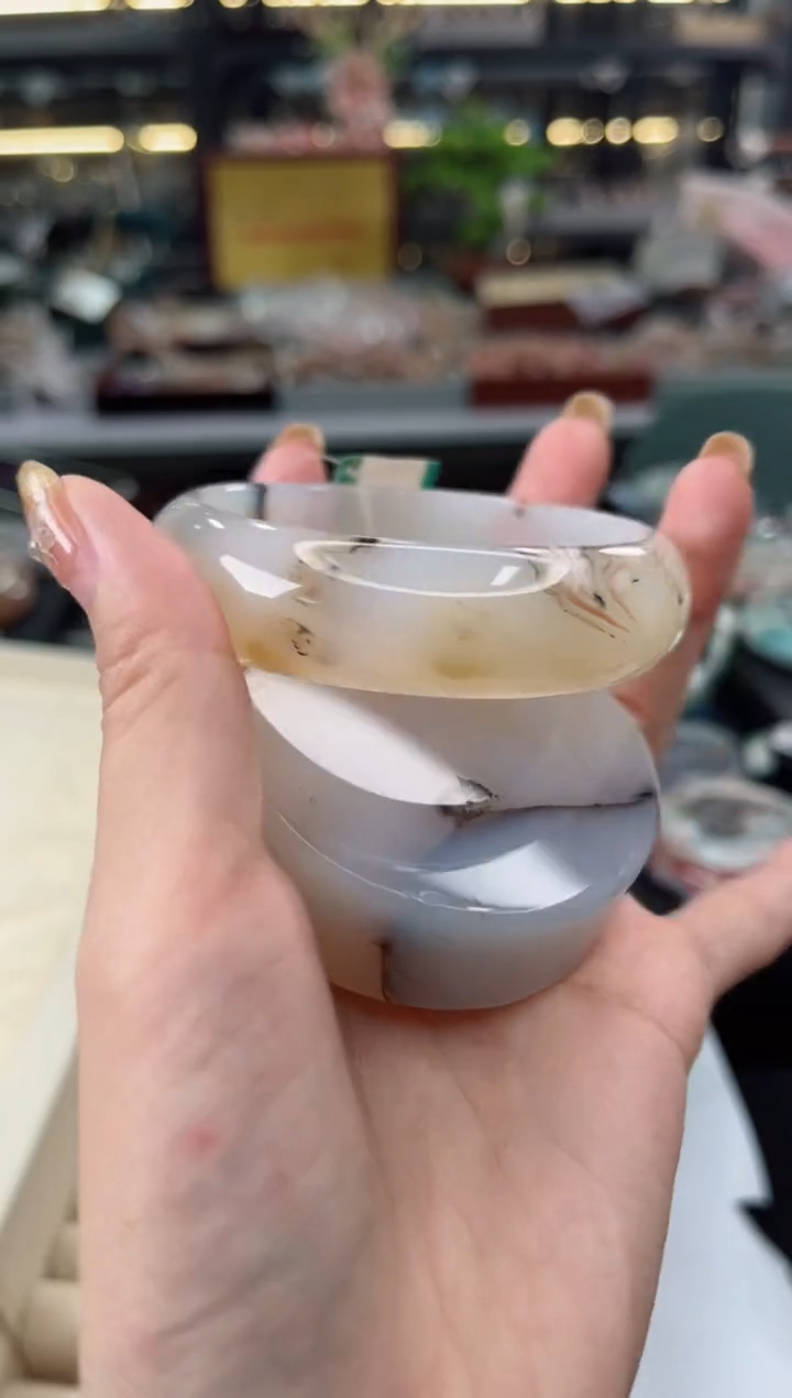 【闪购商品】石英质玉手镯未镶嵌59圈口（赠品镯心）3430153