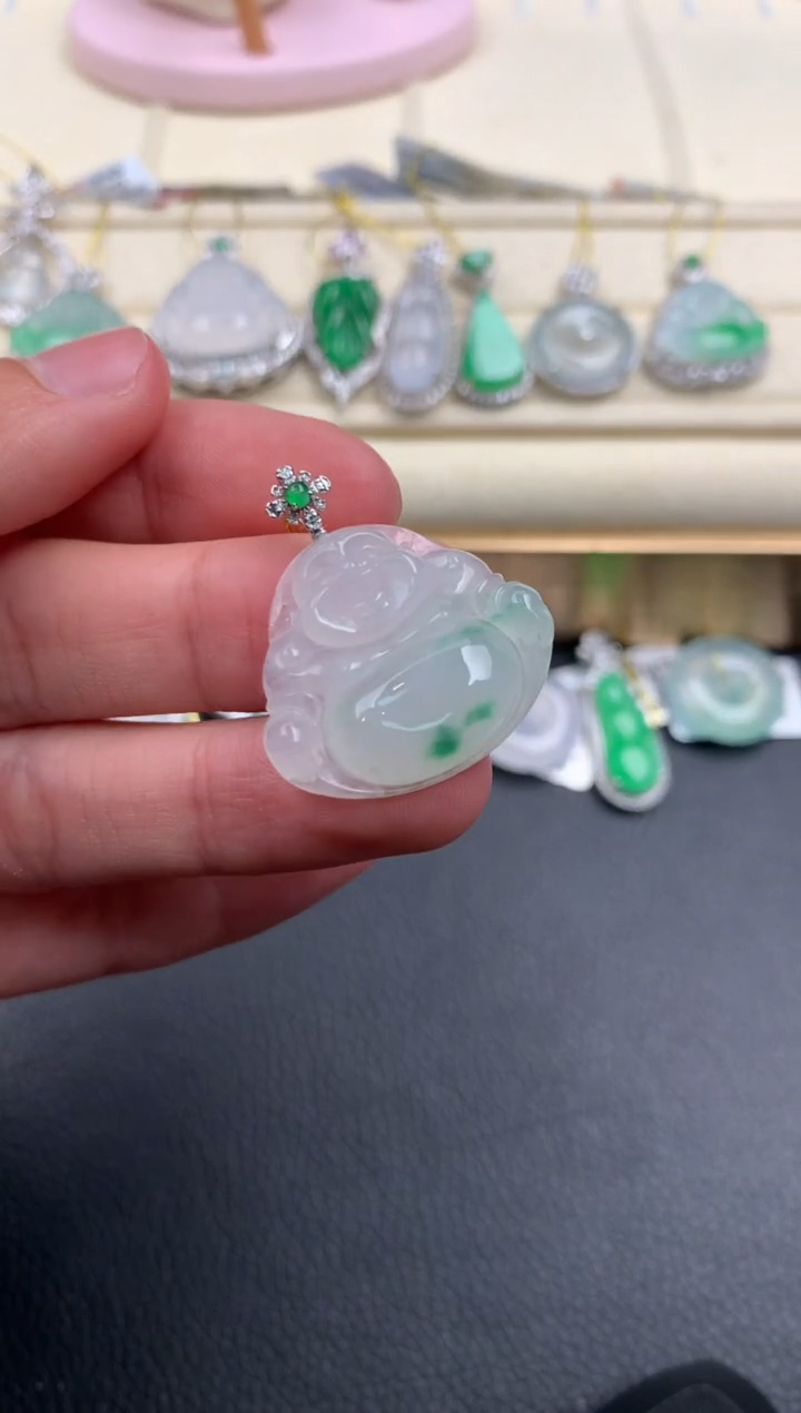 【闪购商品】翡翠颈饰18K金镶嵌D209