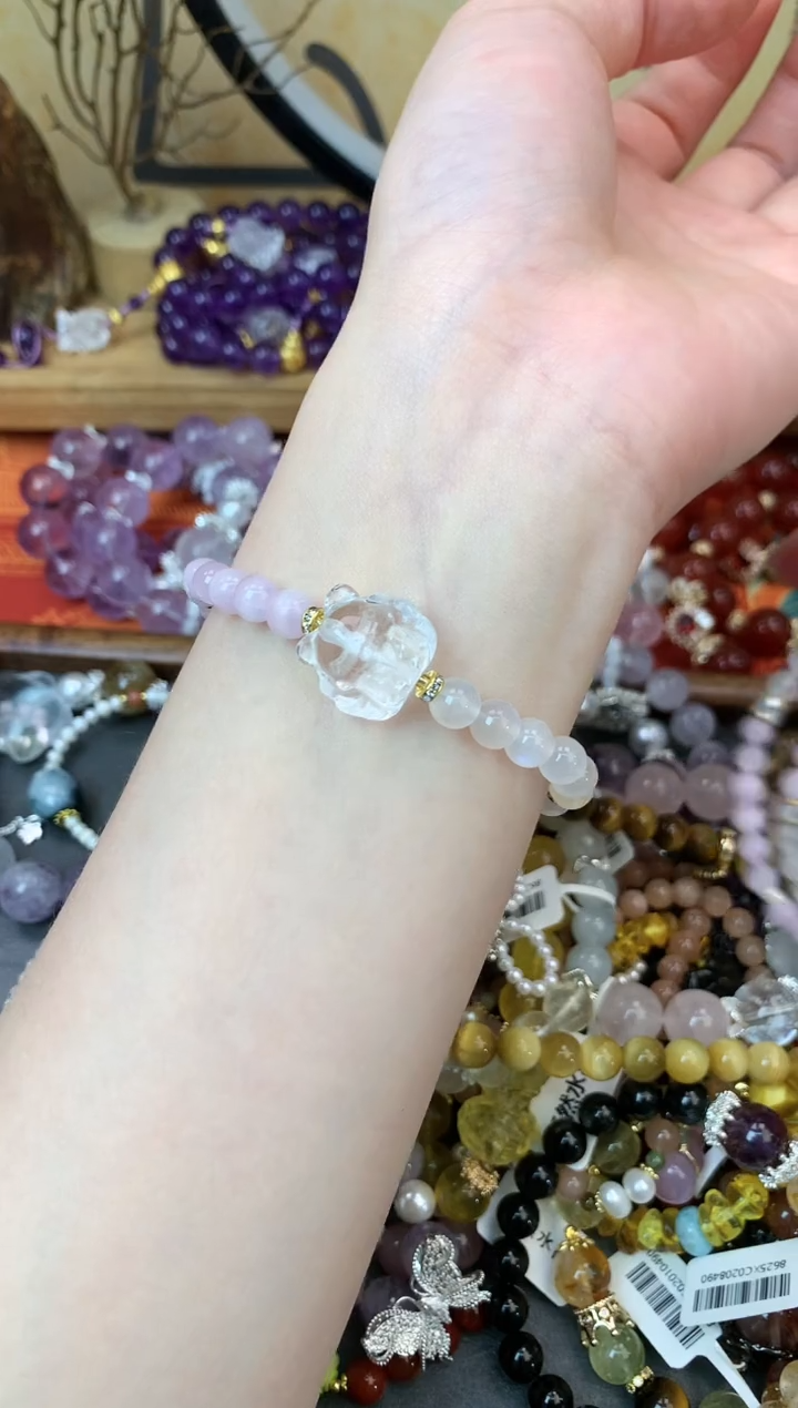 【闪购商品】锂辉石手串未镶嵌花语轩1409