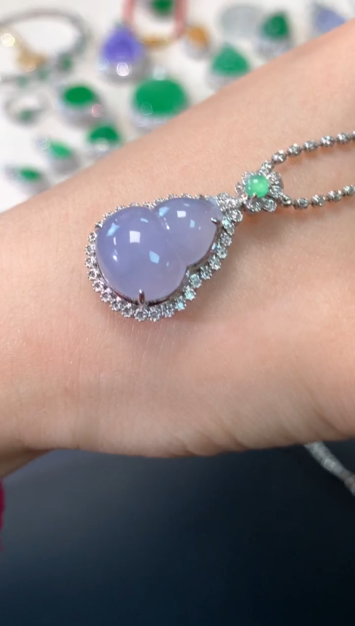 【闪购商品】翡翠吊坠(不含链)18K金镶嵌A46|4800