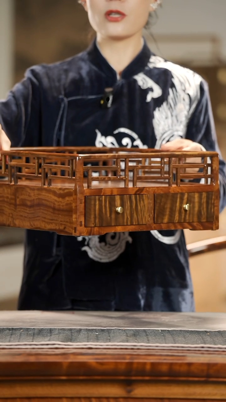 【闪购商品】金丝楠木雕水波纹精工都承盘