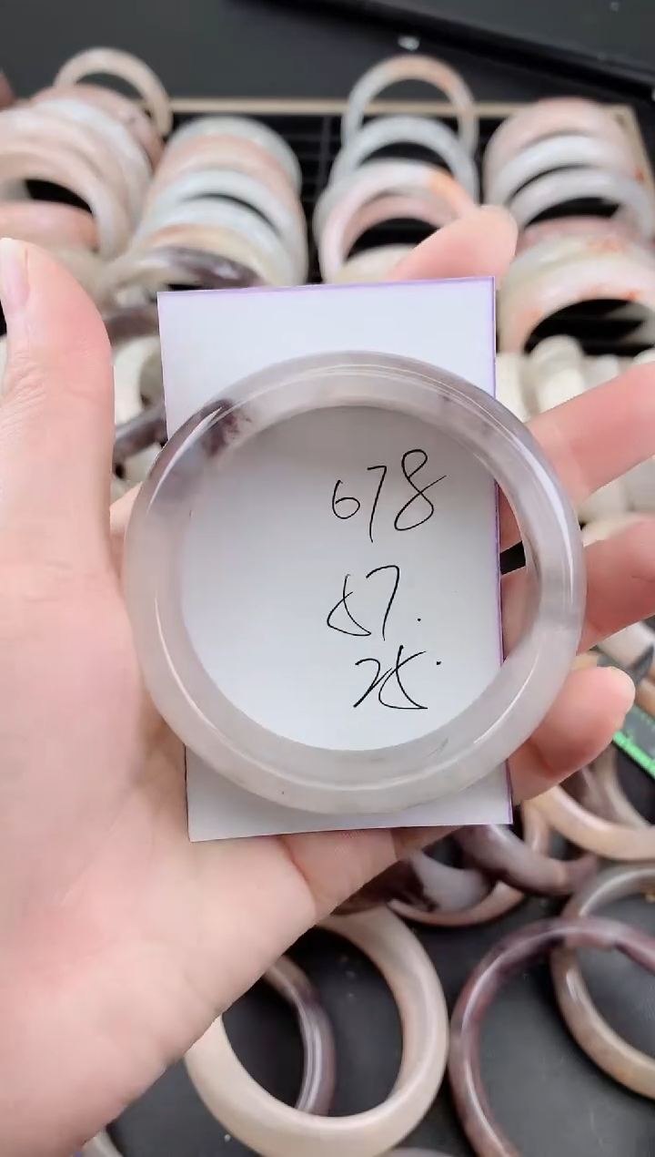 未镶嵌手镯石英质玉（金丝玉）078