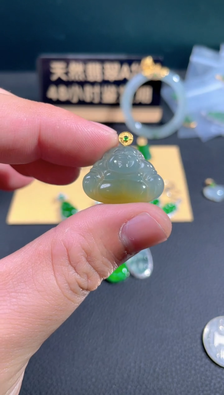 【闪购商品】翡翠颈饰18K金镶嵌翡翠
