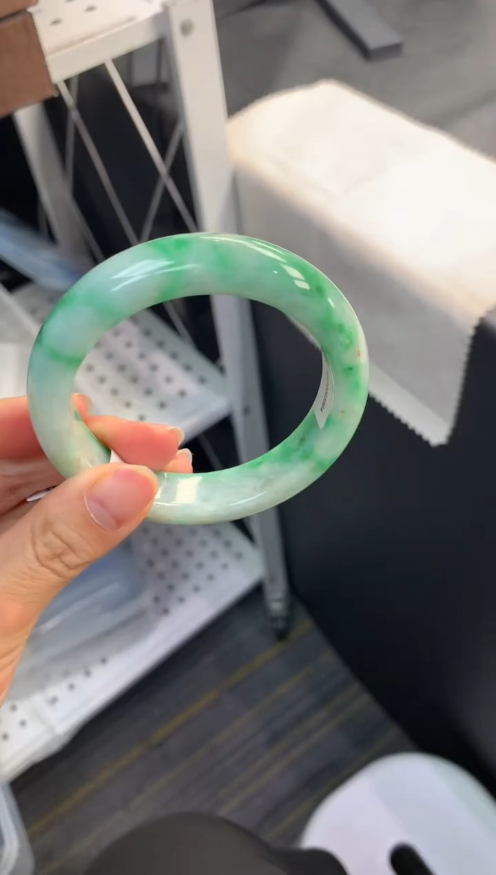 【闪购商品】翡翠手镯未镶嵌...........