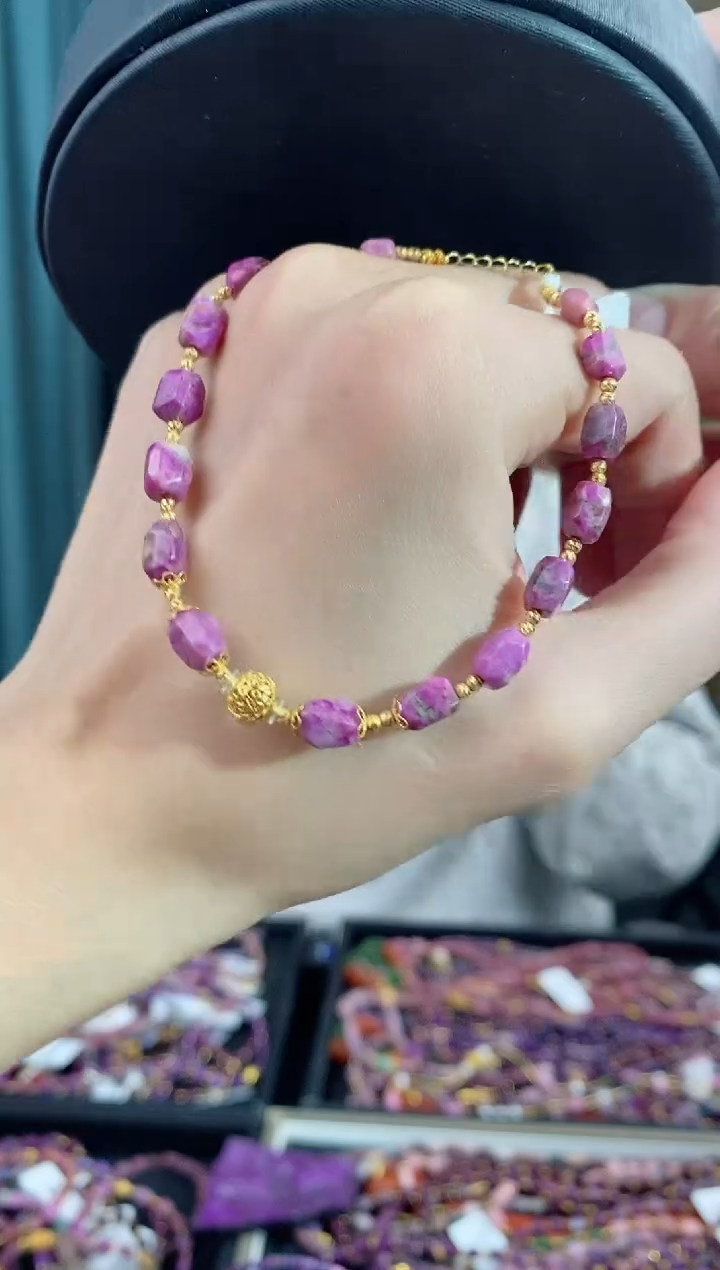 【闪购商品】苏纪石（舒俱来）手链18K金镶嵌667