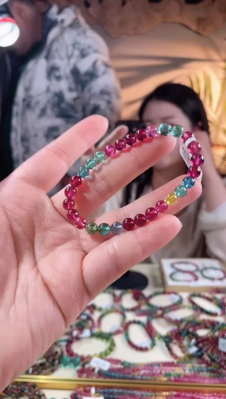 【闪购商品】碧玺手链未镶嵌单圈手链6+