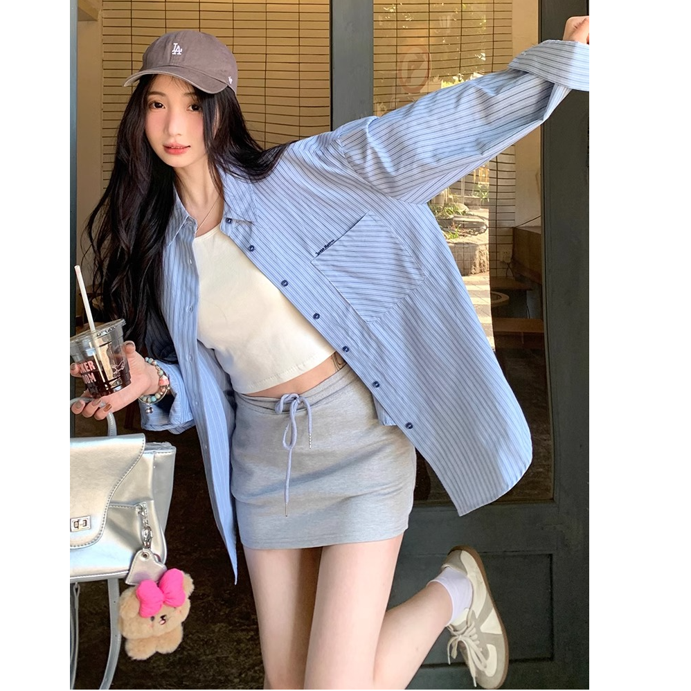 法式蓝色条纹衬衫上衣女秋季2025新款小众设计感休闲宽松衬衣外套