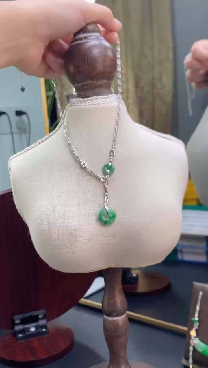 颈饰银S925镶嵌翡翠19254