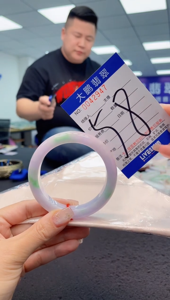 【闪购商品】翡翠手镯未镶嵌AAAAAAAAAA