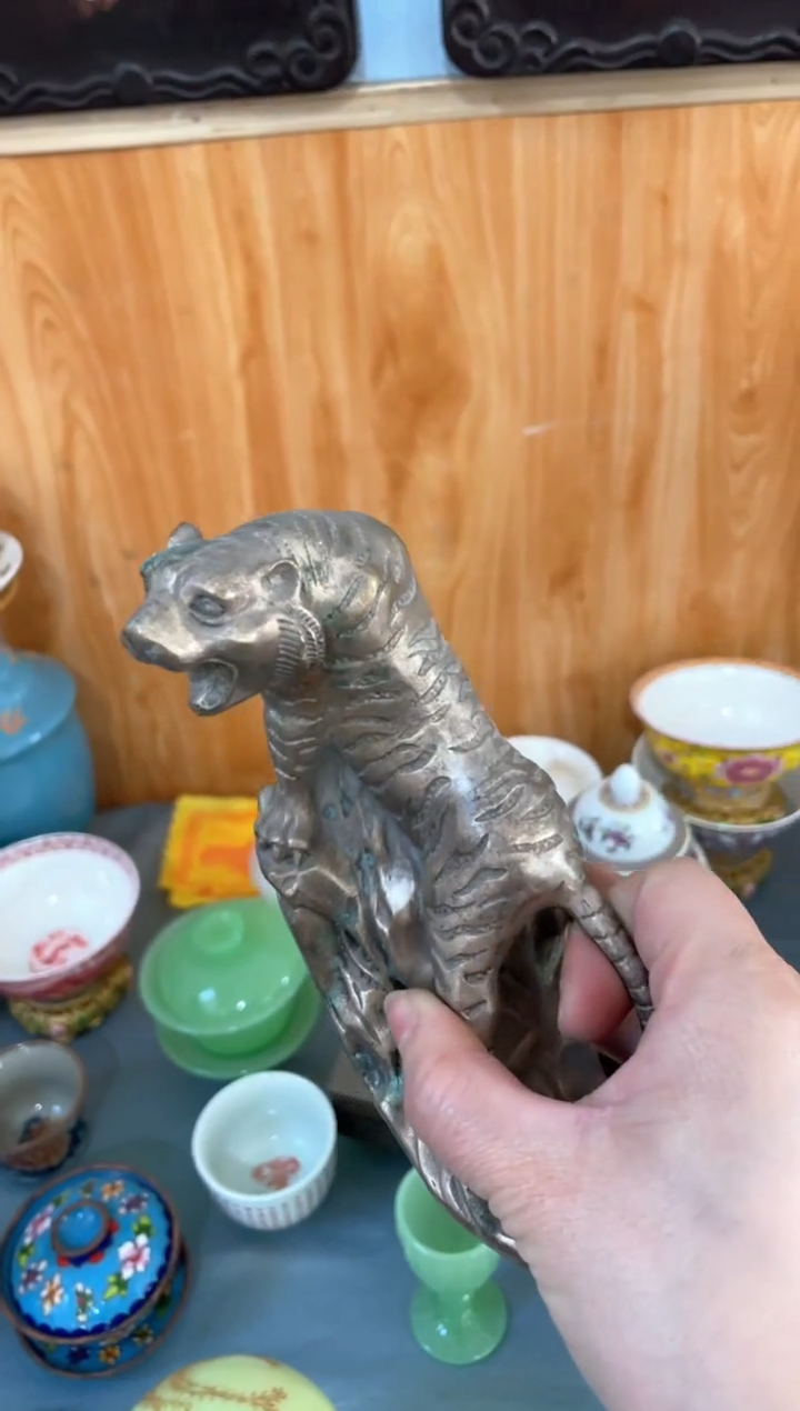 【闪购商品】2宫廷影视老旧工艺摆件