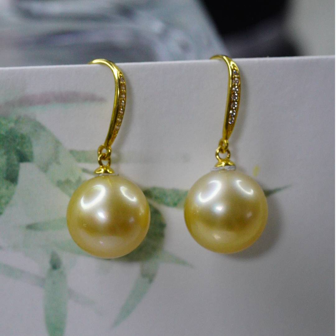 正宗天然海水南洋金珠时尚经典款耳饰18k金镶嵌浓金强光11~12mm