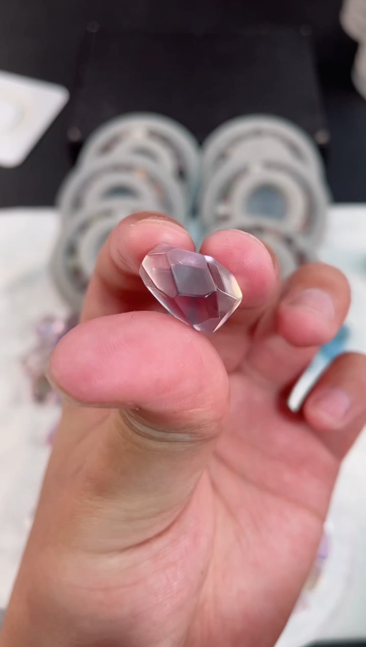 【闪购商品】水晶紫黄随行多样性大小未镶嵌多样性一颗