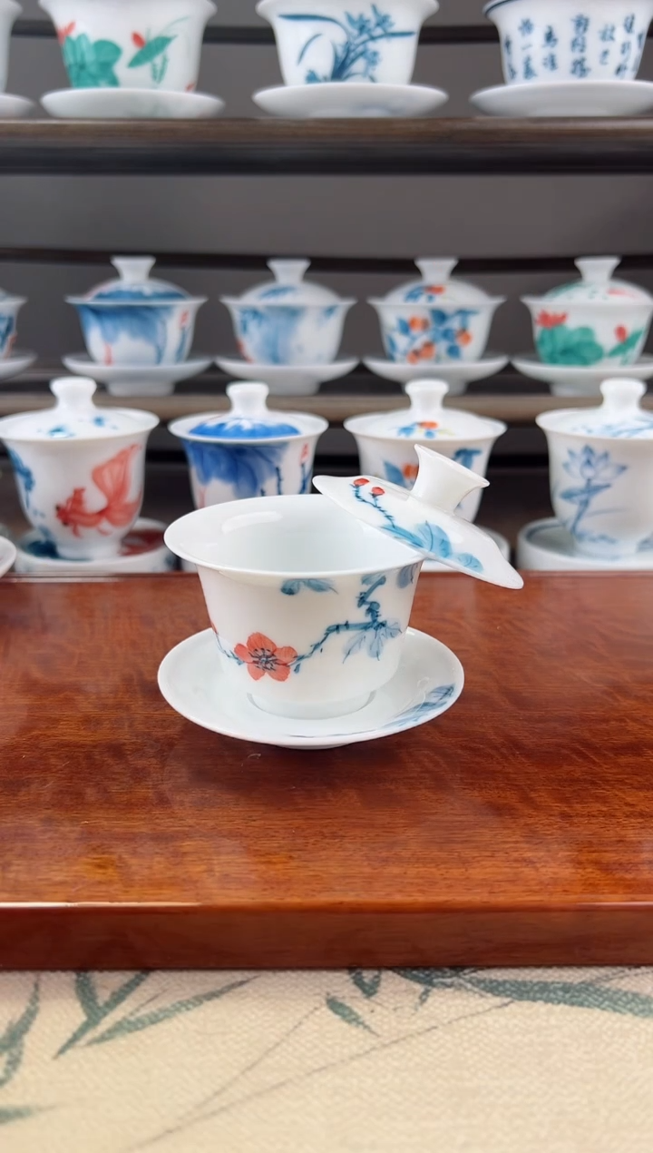 微瑕山茶花三才小马蹄盖碗