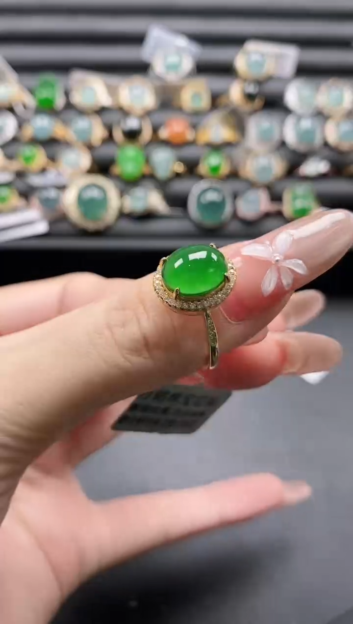 【闪购商品】翡翠戒指银S925镶嵌111111