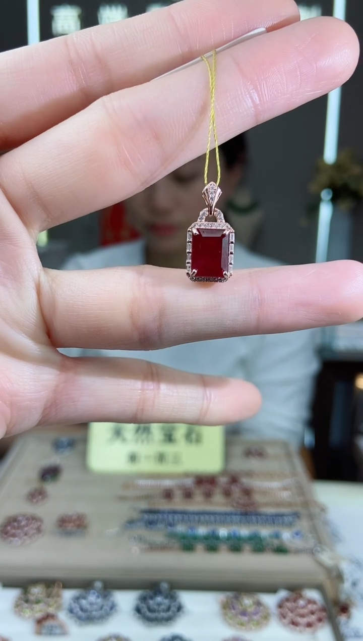 【闪购商品】红宝石颈饰银S925镶嵌颈饰