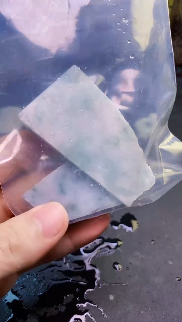 翡翠未镶嵌颈饰天然翡翠003