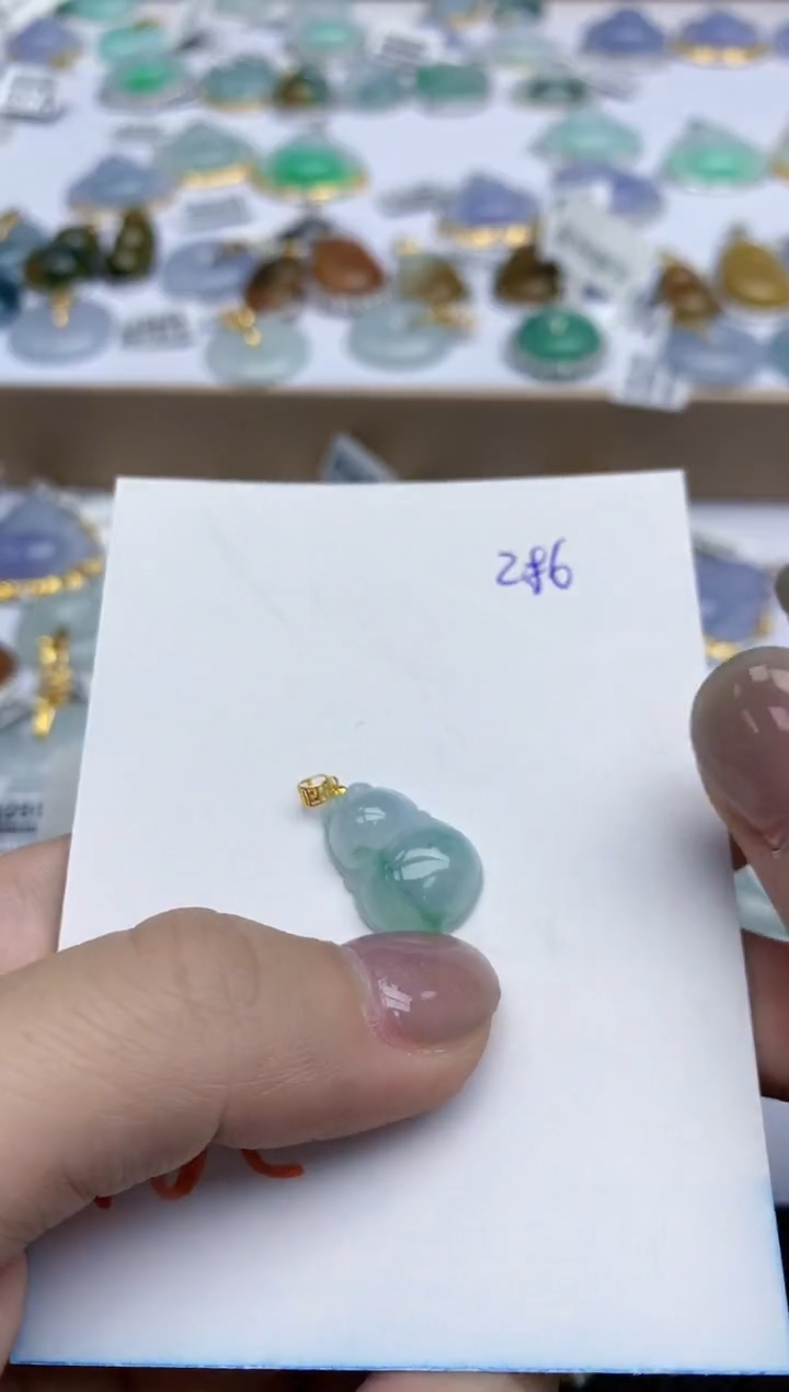 【闪购商品】翡翠颈饰18K金镶嵌天然翡翠A货