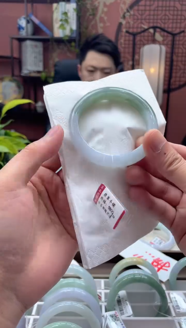 未镶嵌手镯翡翠5651******