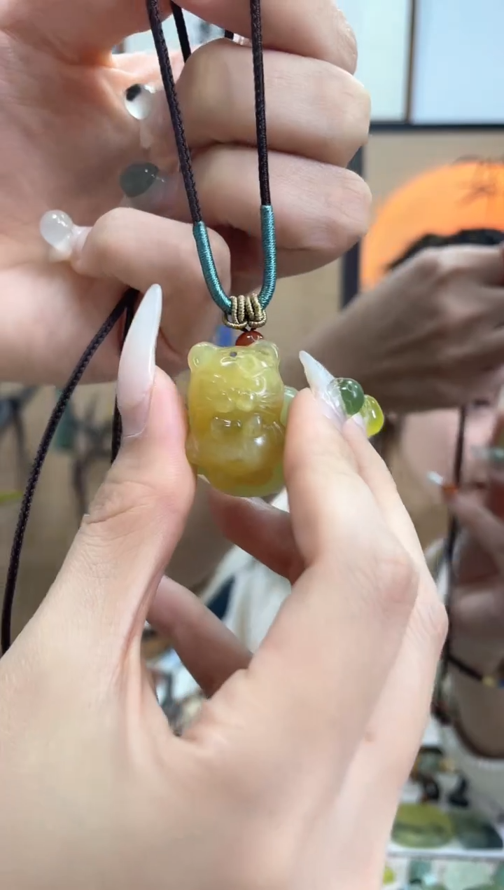【闪购商品】岫玉吊坠未镶嵌多样性发货其中发一