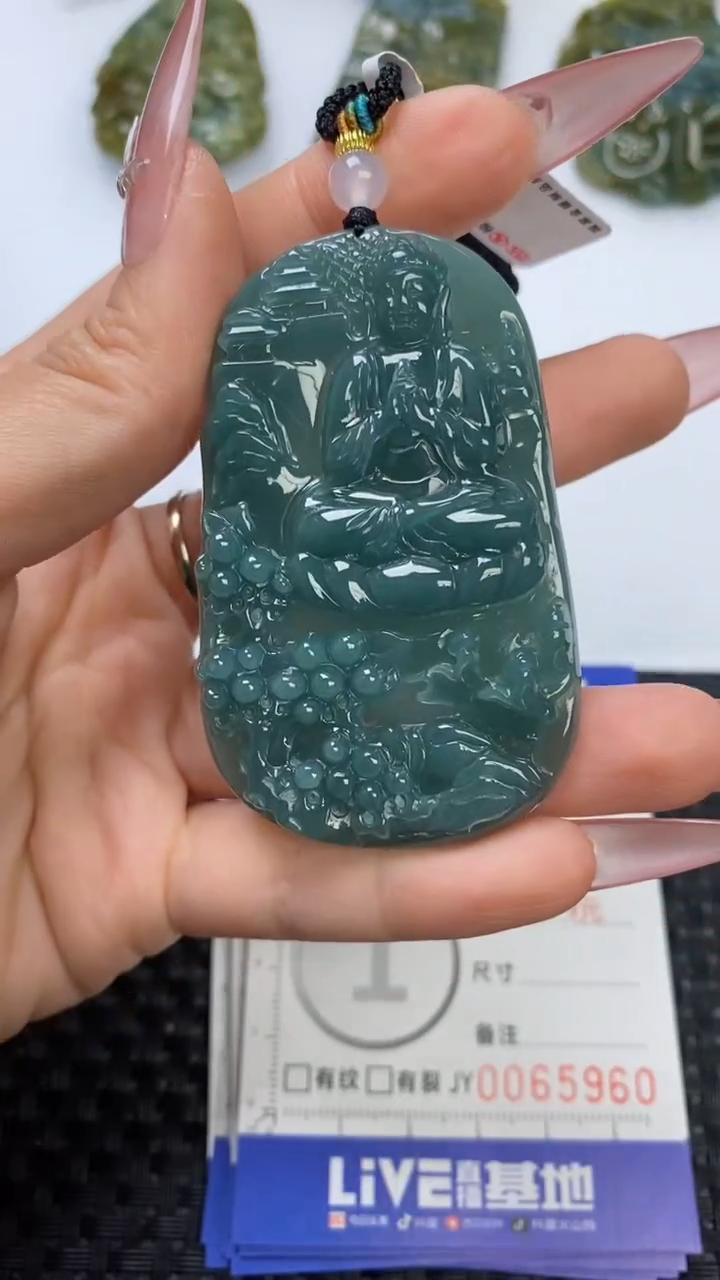 【闪购商品】翡翠颈饰未镶嵌111111111111111