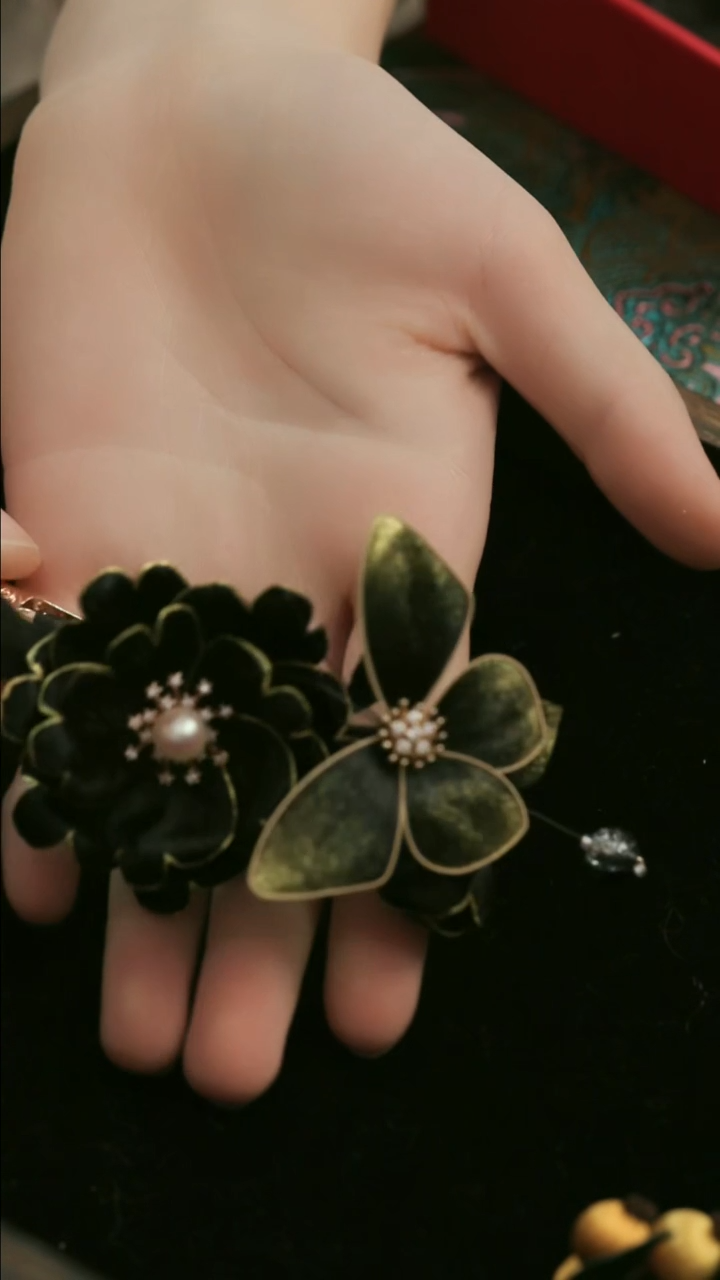 刺绣湘传礼纯手工发夹