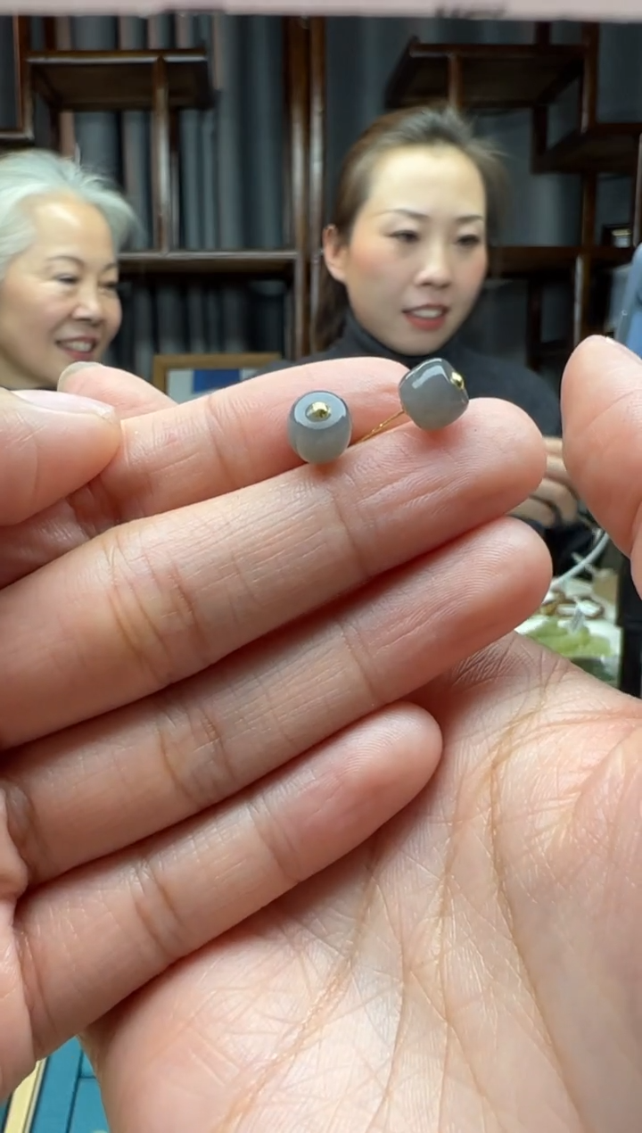 【闪购商品】和田玉颈饰18K金镶嵌耳钉  多样性发货拍一发一